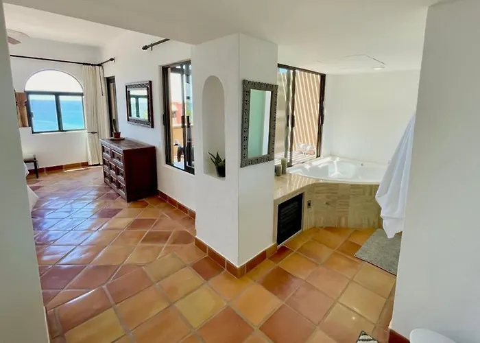 Oceanview Penthouse Casa Del Mar Holiday home